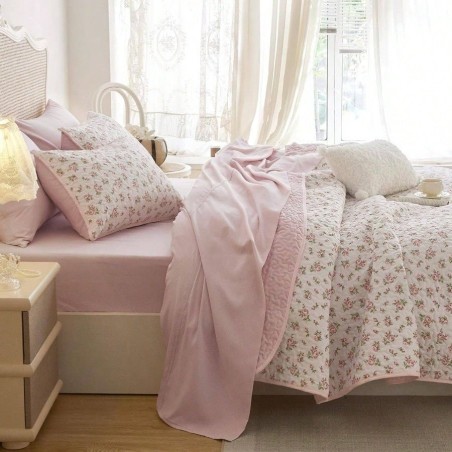 Coquette Cottagecore Floral Quilt Set - Reversible Pink Bedspread