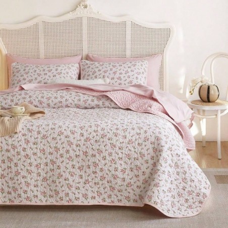 Coquette Cottagecore Floral Quilt Set - Reversible Pink Bedspread