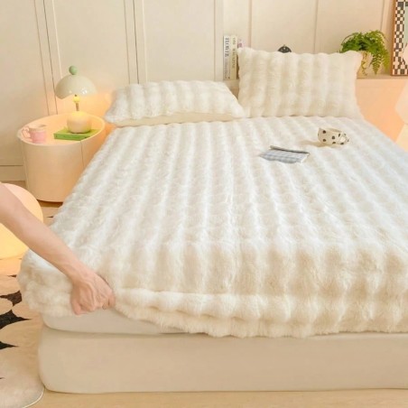3-Piece Faux Fur Bedding Set with Non-Slip Wrap Design