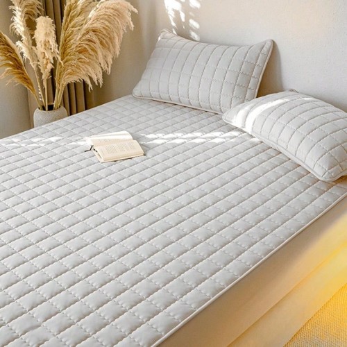 AVXLRQ Waterproof Mattress Protector - Cooling Bedspreads & Fitted Sheet