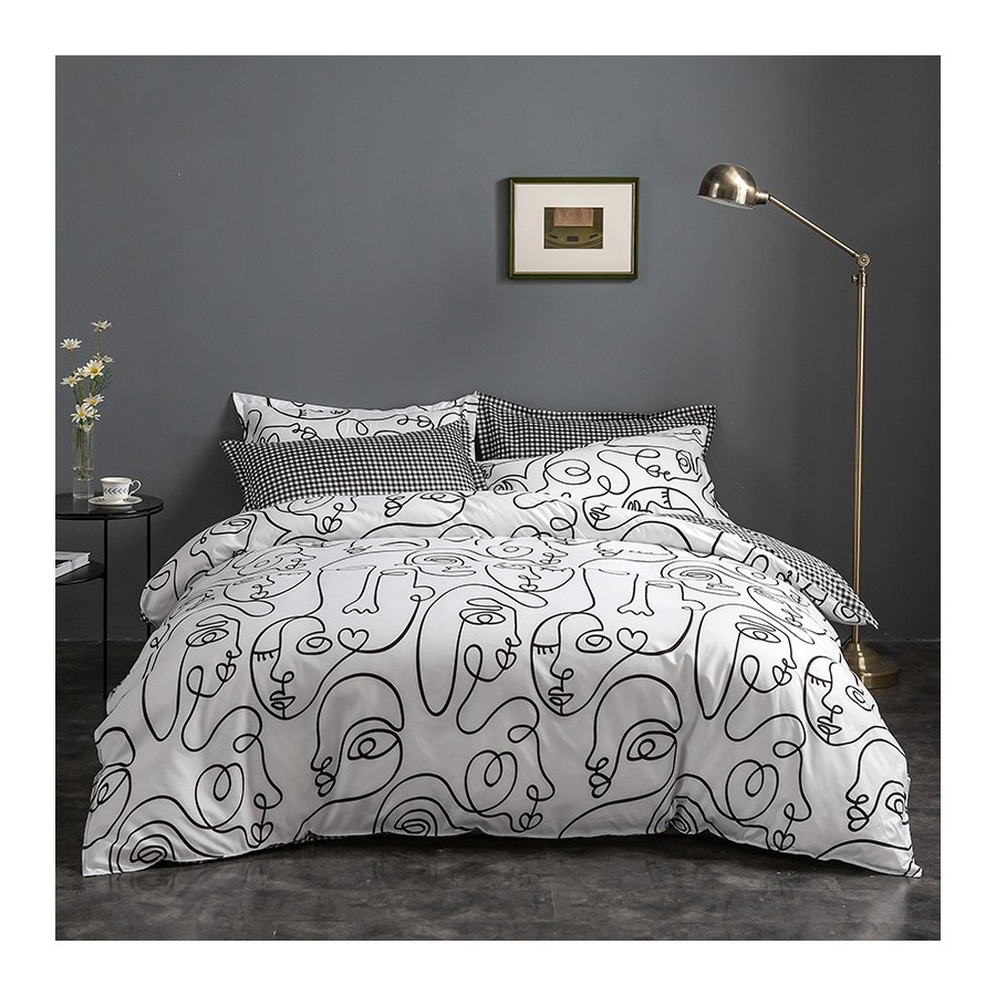Soft, comfortable, and fresh bedding with graffiti patterns Soft, comfortable, and fresh bedding with graffiti patterns