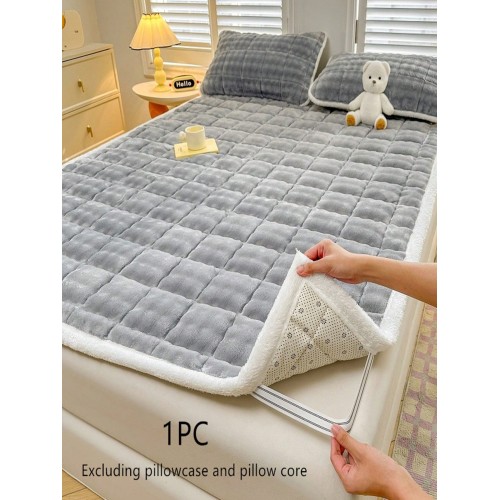 Gray Quilted Mattress Pad - Plush Taffeta Protector with Straps