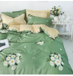 Ozland Green: Ditsy Floral Printed Sheet Set