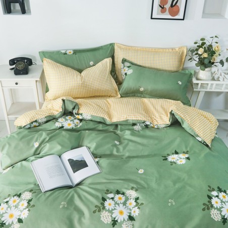 Ozland Green: Ditsy Floral Printed Sheet Set